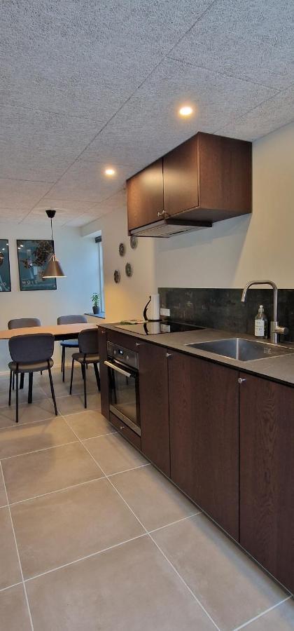 Hos Molsgaarden Bed & Breakfast Knebel ภายนอก รูปภาพ